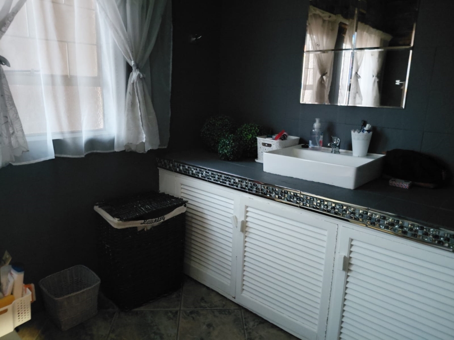 4 Bedroom Property for Sale in Brits North West